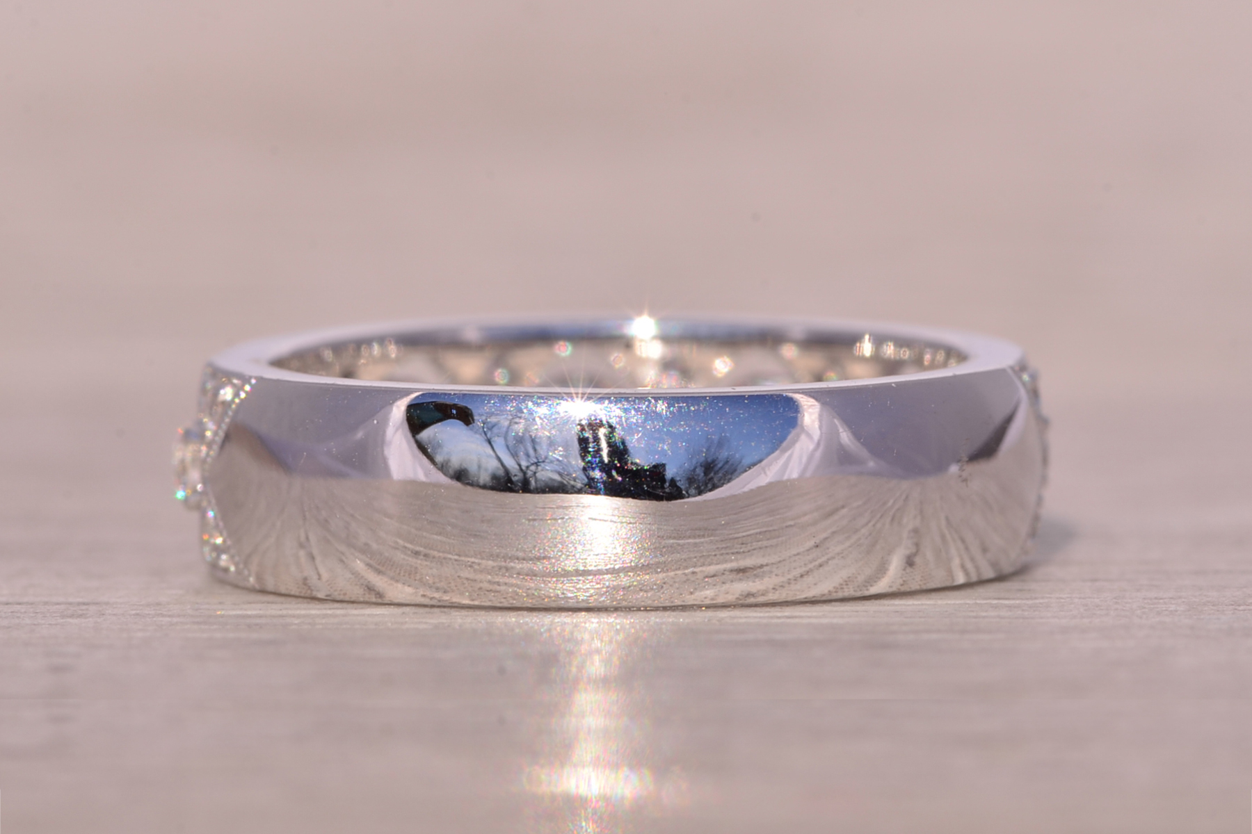 SOLD - The Fortnight: Gabriel and Company Signed Patterned Diamond Band - Image 4