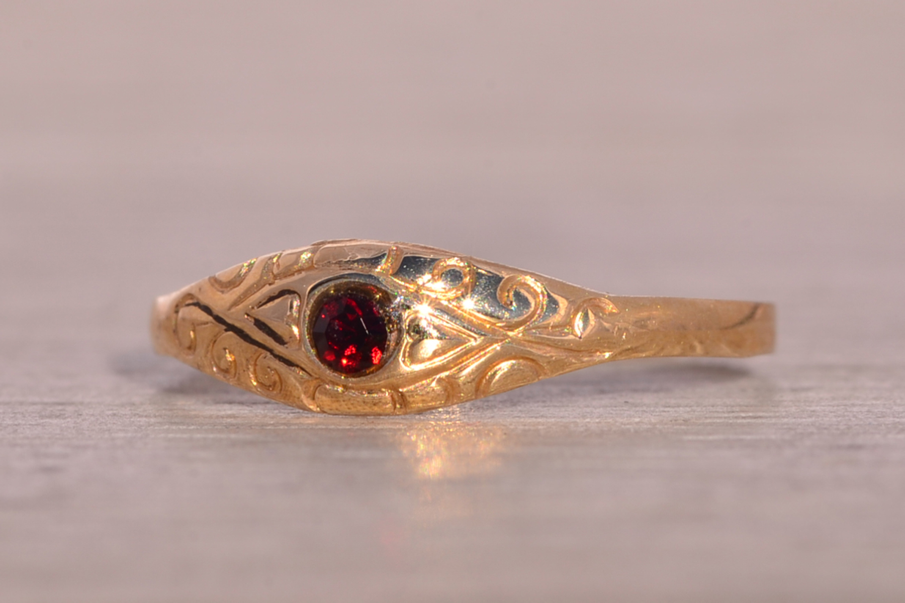 SOLD - The Vinta: Vintage Petite Garnet Ring in Yellow Gold - Image 3