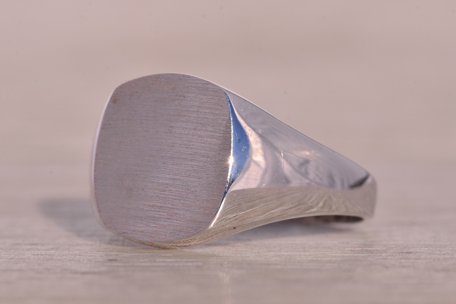 SOLD - The Dress: Signet Ring in White Gold - Image 3
