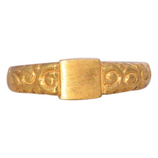 The Bit: Yellow Gold Baby Signet Ring