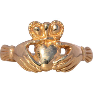 The Limerick: Classic Claddagh Ring in Yellow Gold