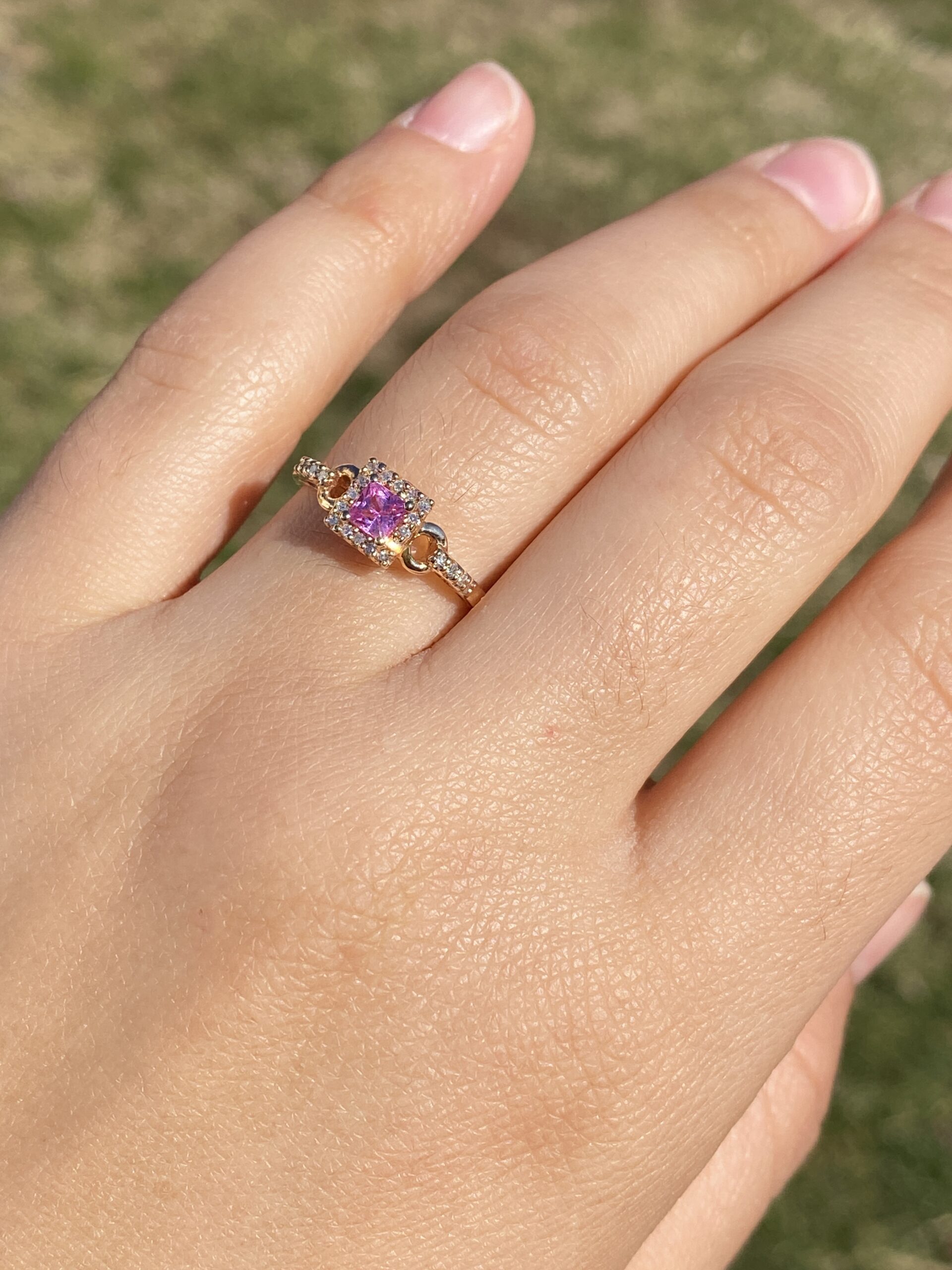 The Panther: Vivid Pink Sapphire and Natural Diamond Ring - Image 9