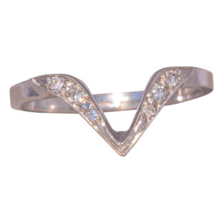 The Elegant Chevron: Natural Diamond Ring in White Gold