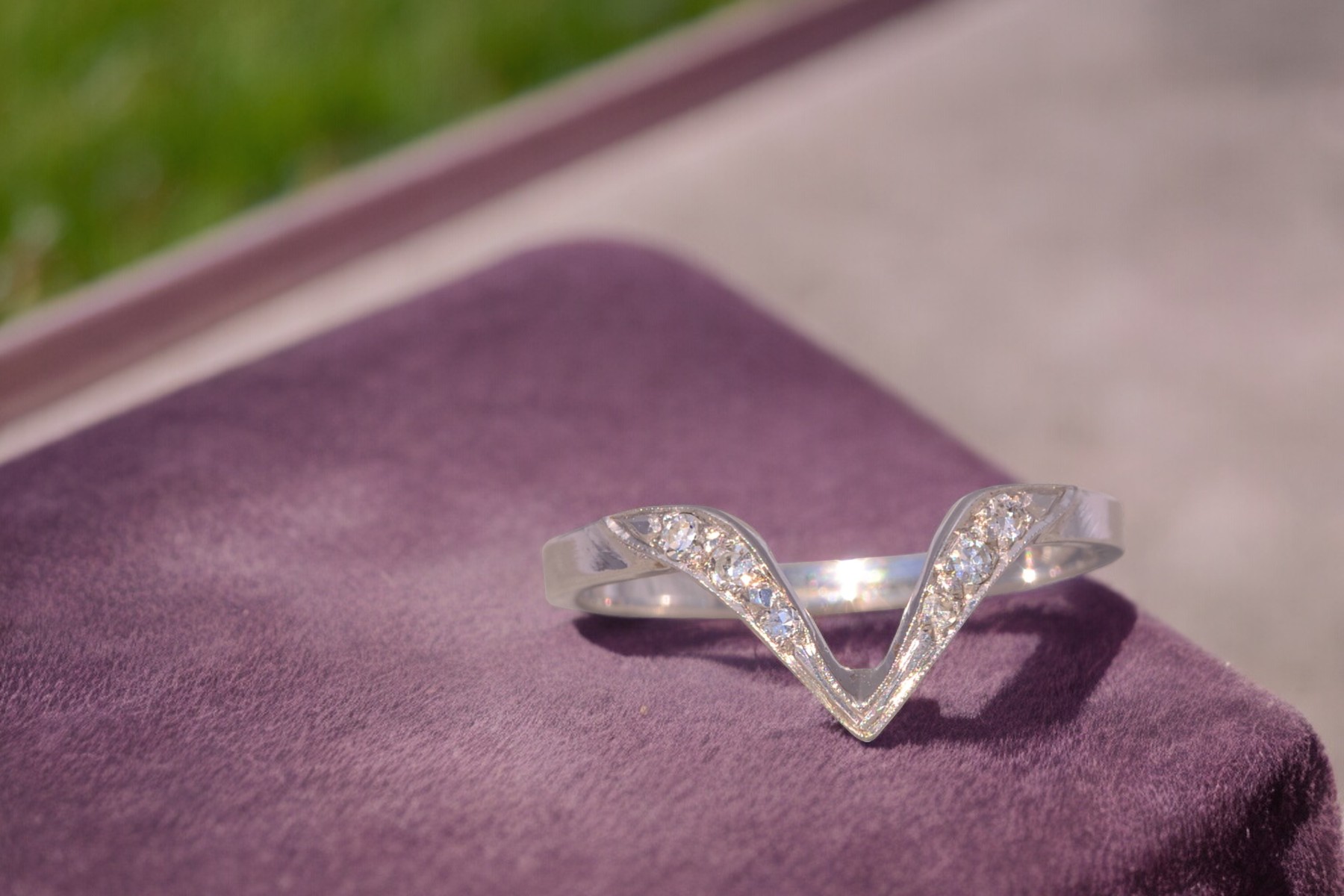 The Elegant Chevron: Natural Diamond Ring in White Gold - Image 10