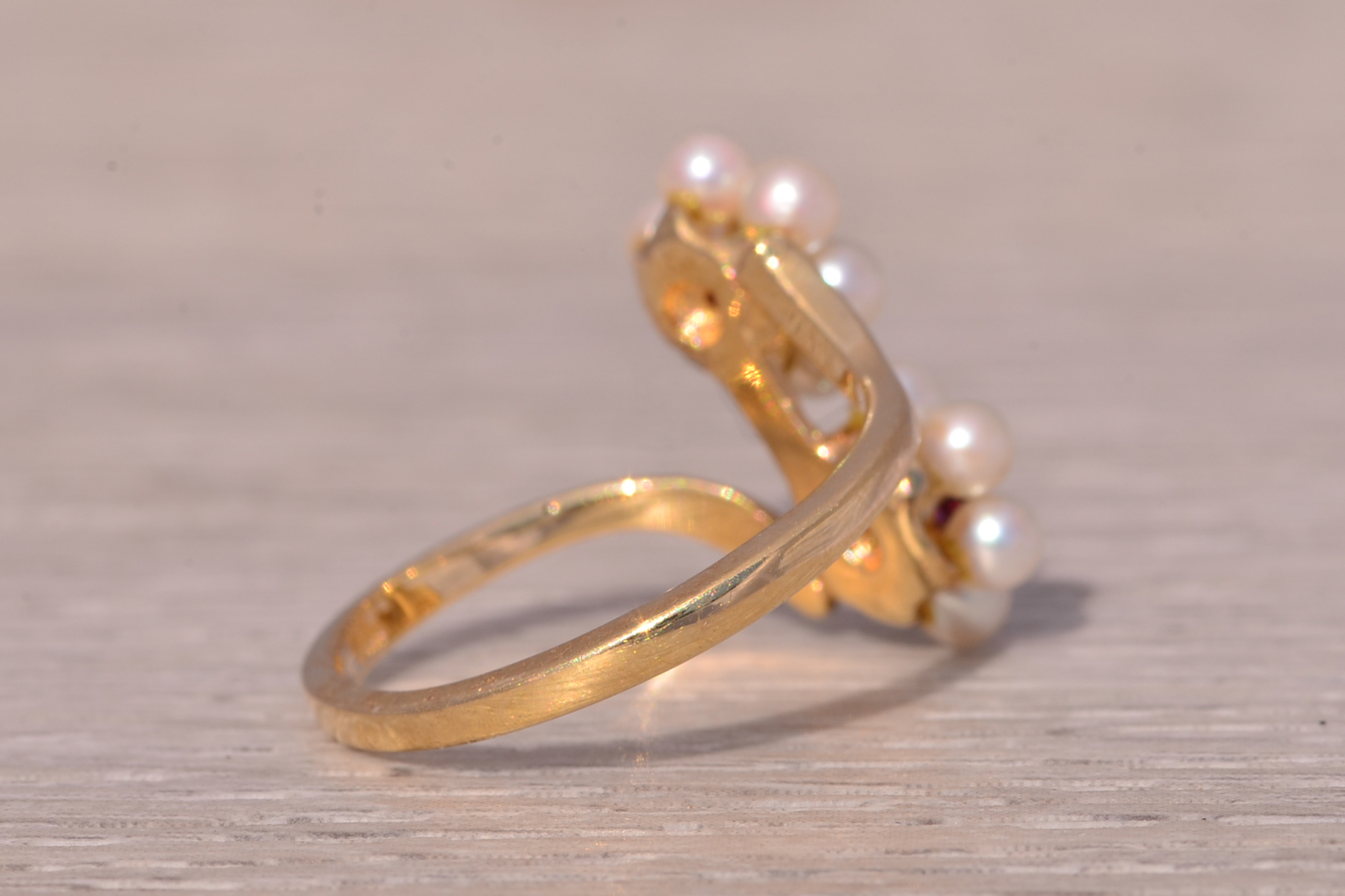 SOLD - The Celestial Blossom: Ruby and Pearl Ring in Yellow Gold - Image 5