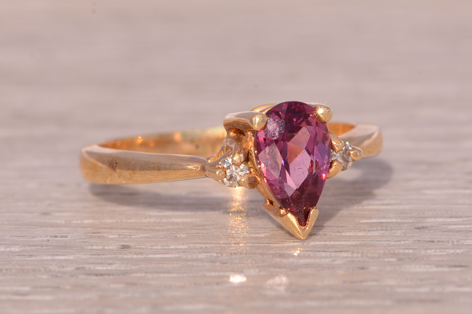 The Celestial Flame: Tourmaline and Natural Diamond Ring in Yellow Gold - Image 6