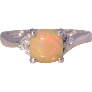 The Welo Wonder: Opal and Diamond Ring in White Gold