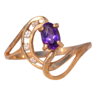 The Amethyst Wave: Amethyst and Natural Diamond Ring in Yellow Gold
