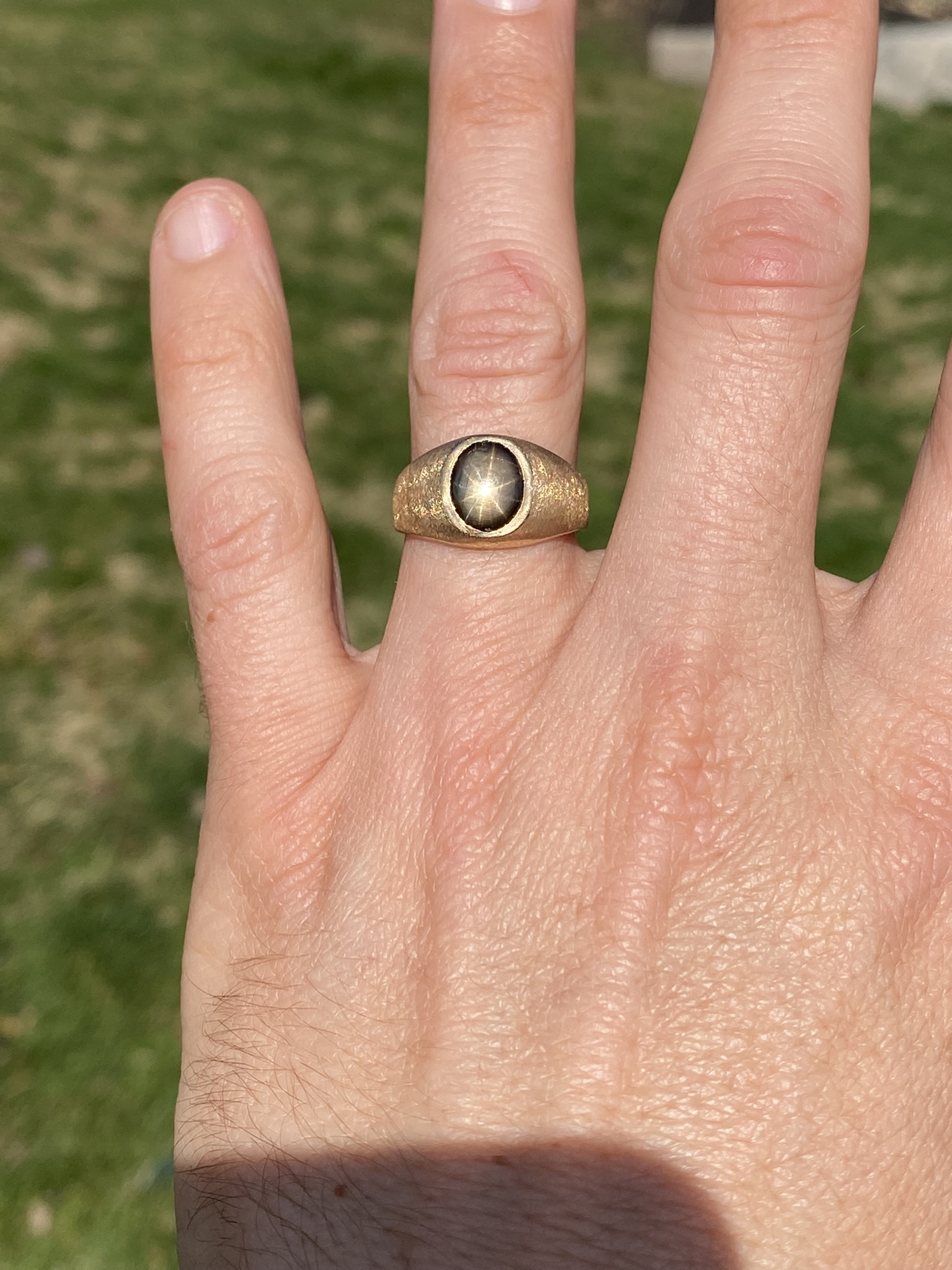 SOLD - The Classic Star: Black Star Sapphire Ring in Yellow Gold - Image 8