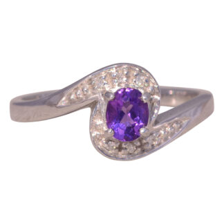 The Amethyst Curve: Amethyst and Natural Diamond Ring in White Gold