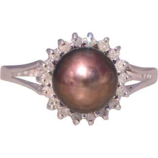 The Twilight Pearl: Pearl and Diamond Ring in White Gold