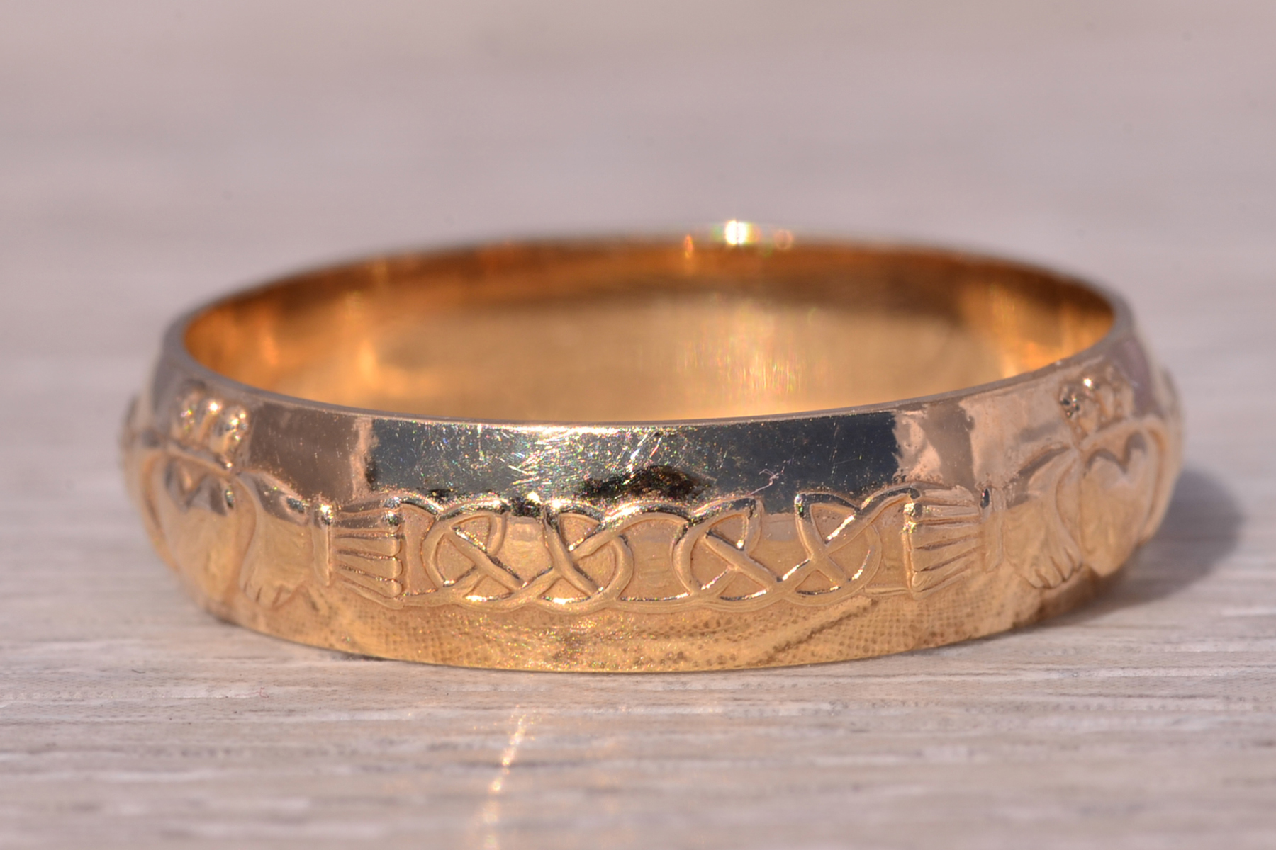 SOLD - The Irish Heritage: Claddagh Band Ring in 14 Karat Yellow Gold - Image 6