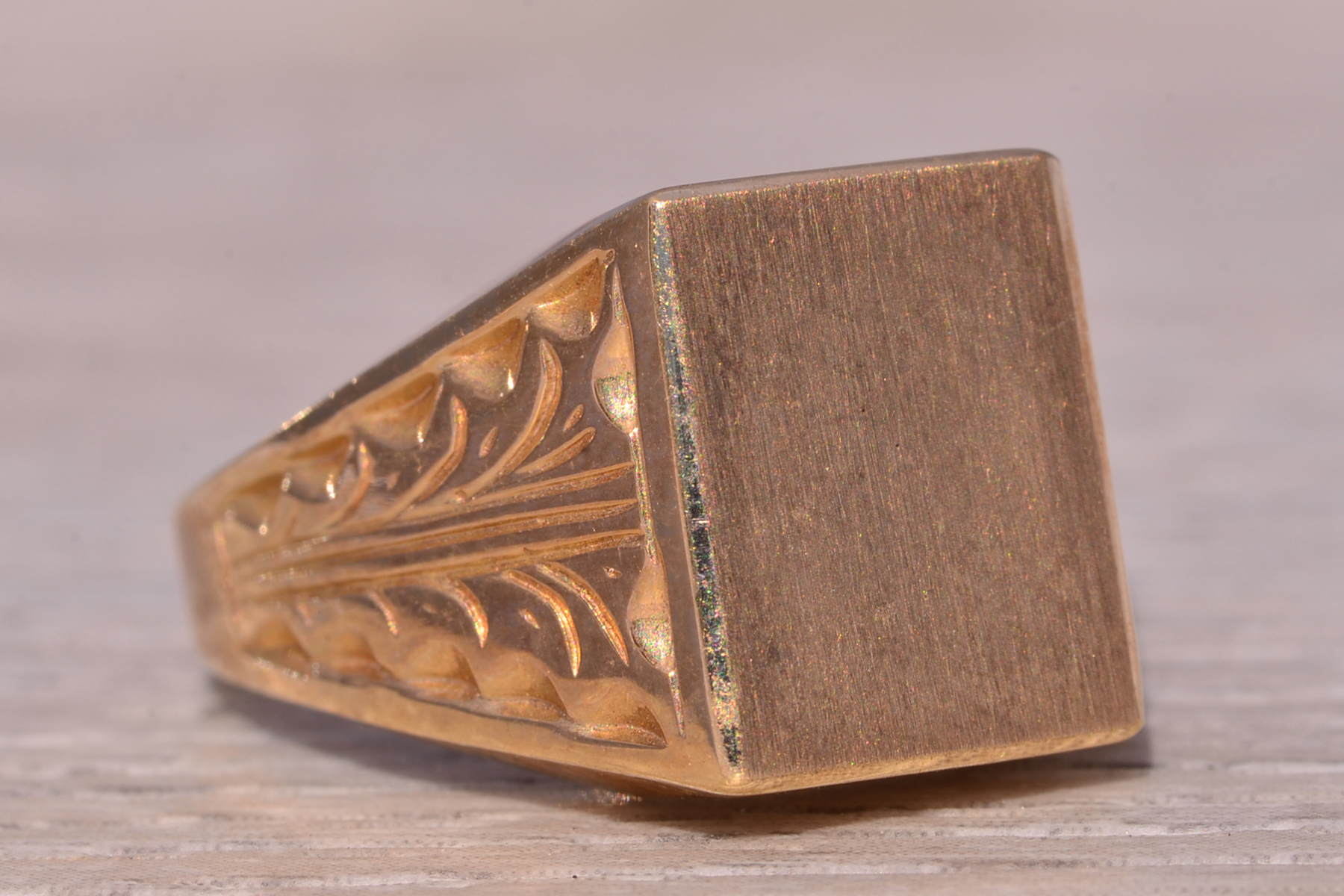 The Classic Signet: Yellow Gold Signet Ring with Hand-Engraved Sides - Image 6