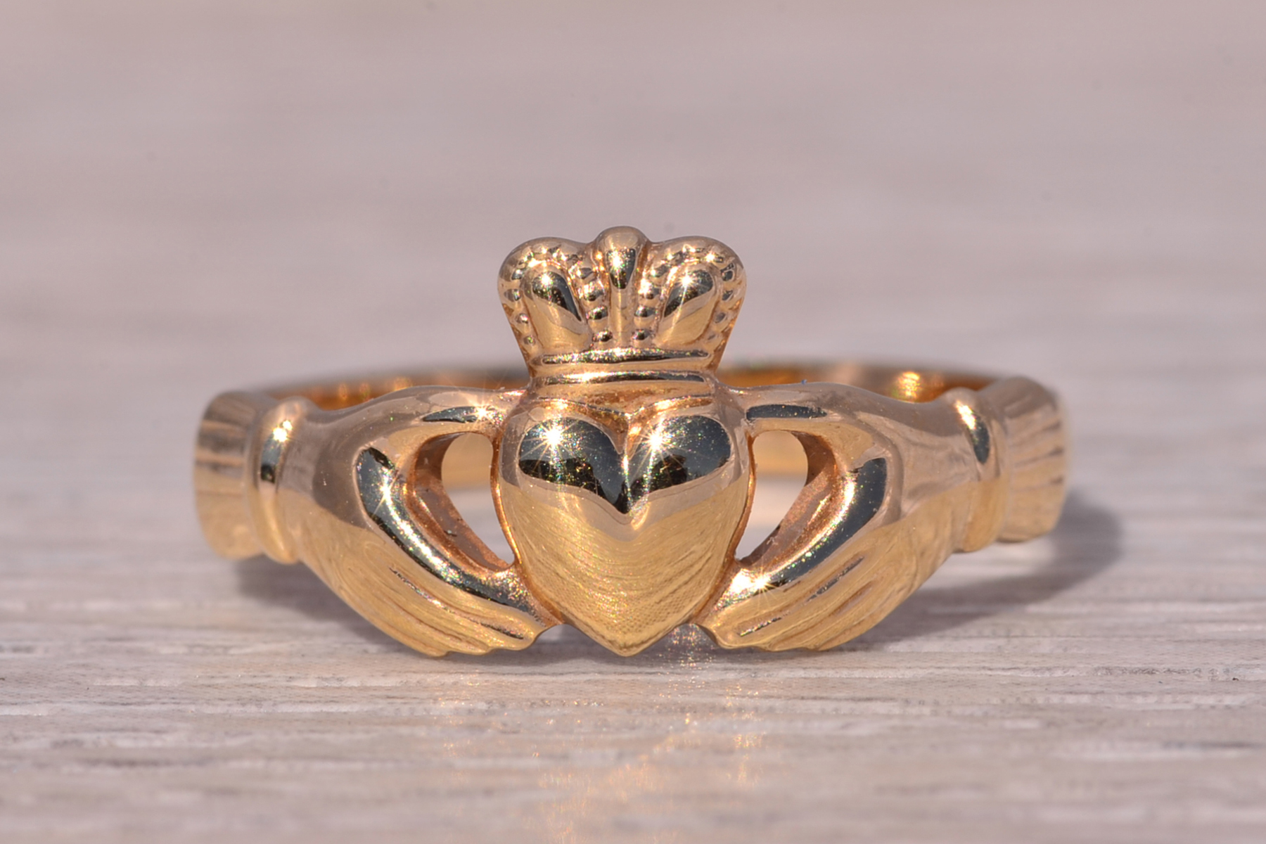 SOLD - The Solvar Claddagh: 14 Karat Yellow Gold Claddagh Ring - Image 7