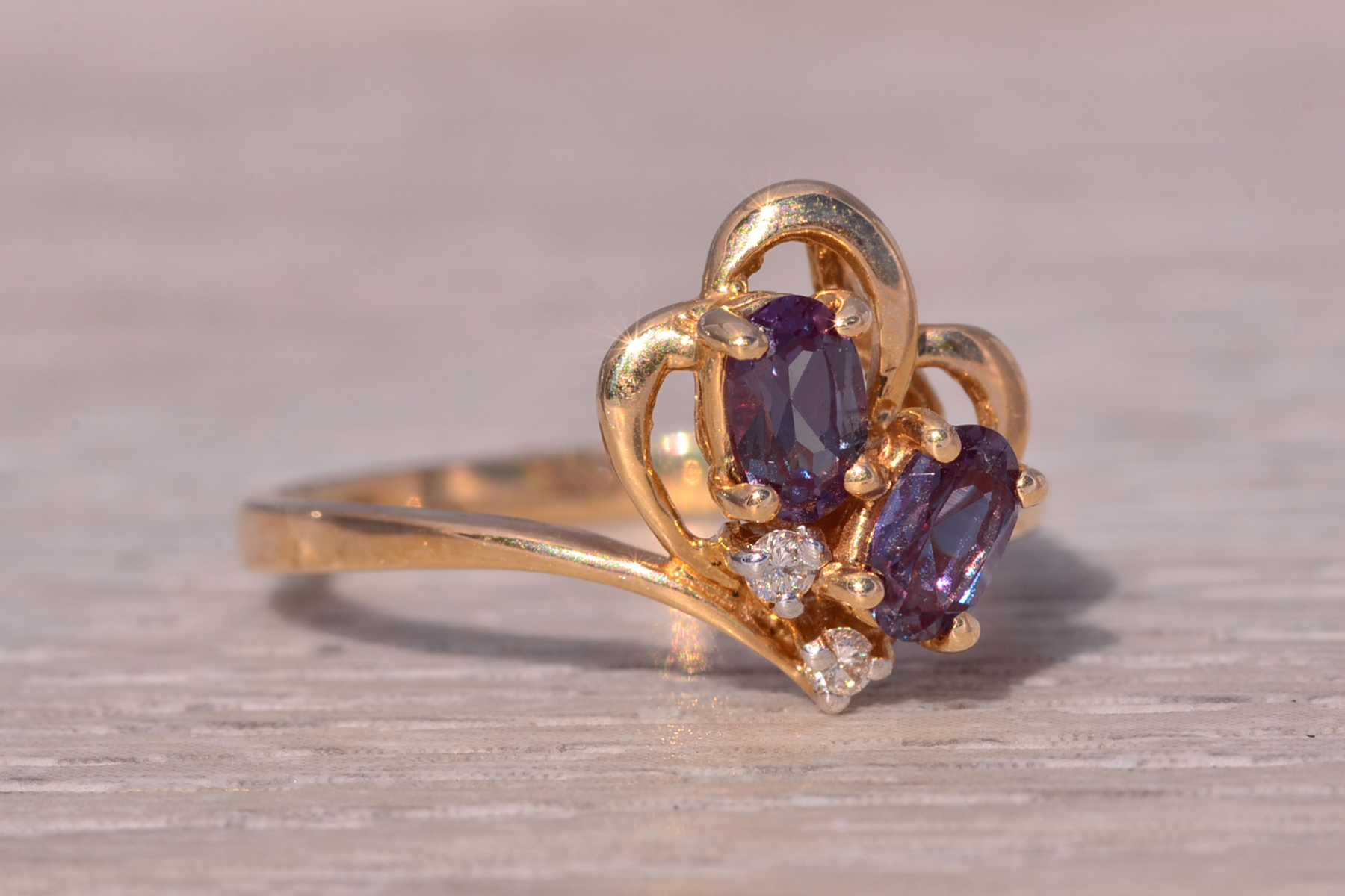 The Alexandrite Bloom: Lab Grown Alexandrite and Natural Diamond Ring in Yellow Gold - Image 6