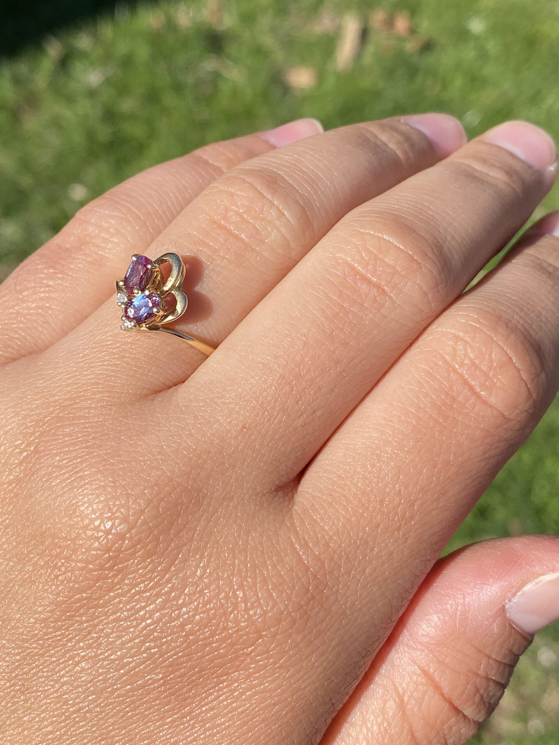 The Alexandrite Bloom: Lab Grown Alexandrite and Natural Diamond Ring in Yellow Gold - Image 9