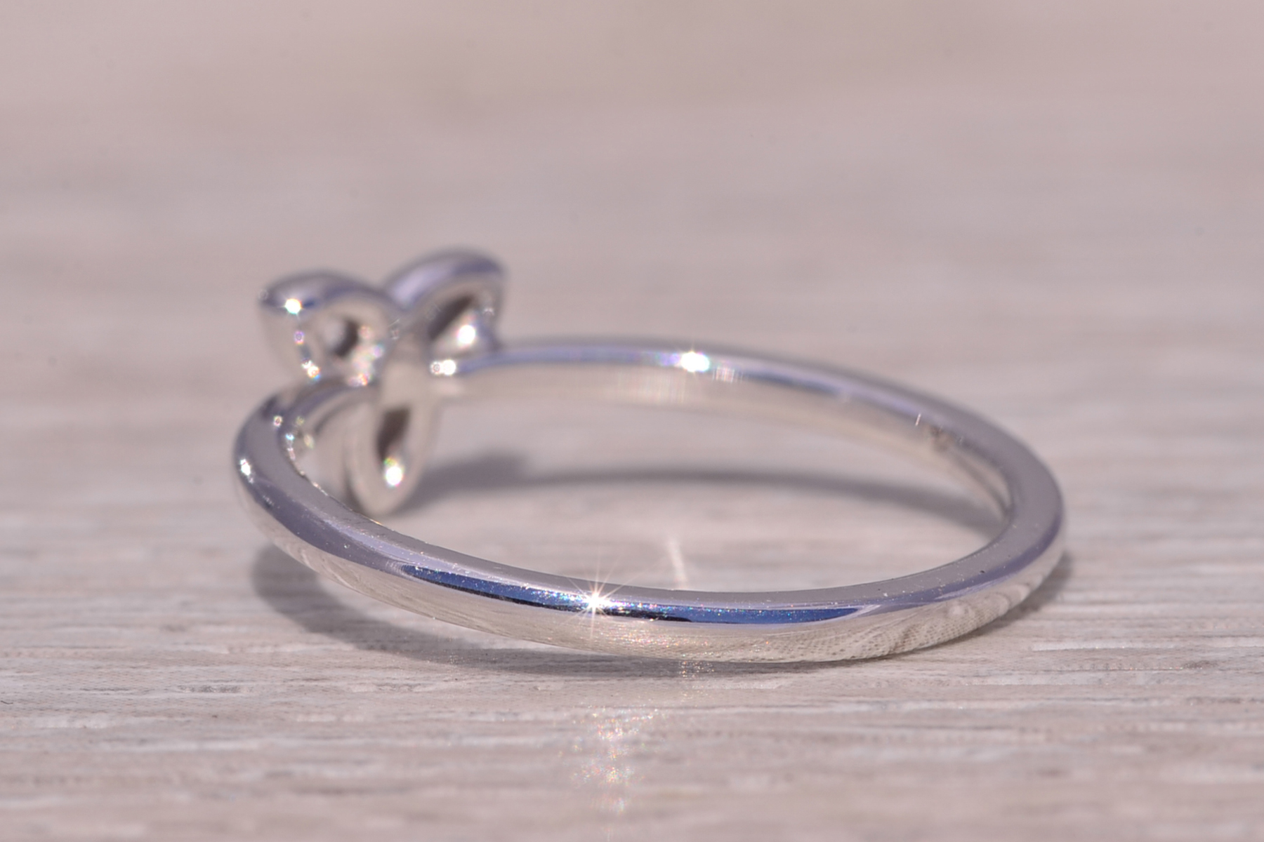 The Celtic Knot: Irish Love Knot Ring in White Gold - Image 4