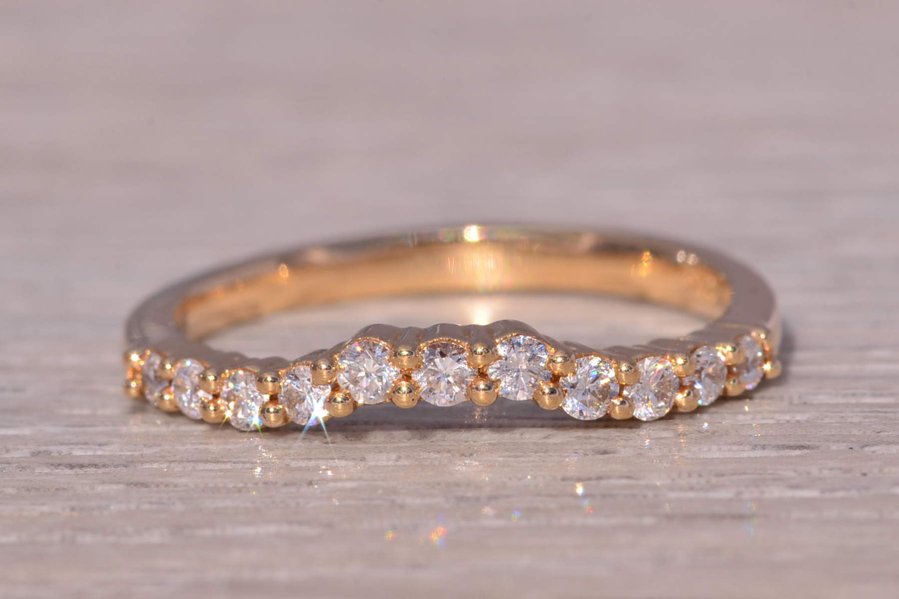 The Diamond Crest: Natural Diamond Band in Yellow Gold - Image 2