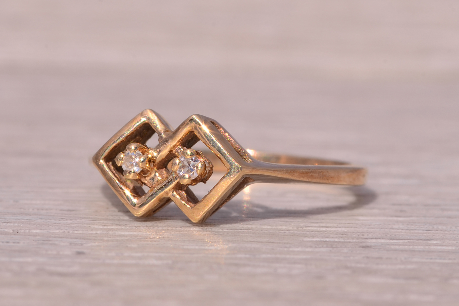 The Mid-Century Geometric: Natural Diamond Ring in Yellow Gold - Image 3