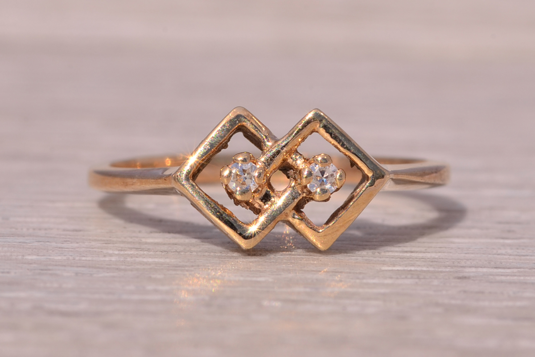 The Mid-Century Geometric: Natural Diamond Ring in Yellow Gold - Image 7