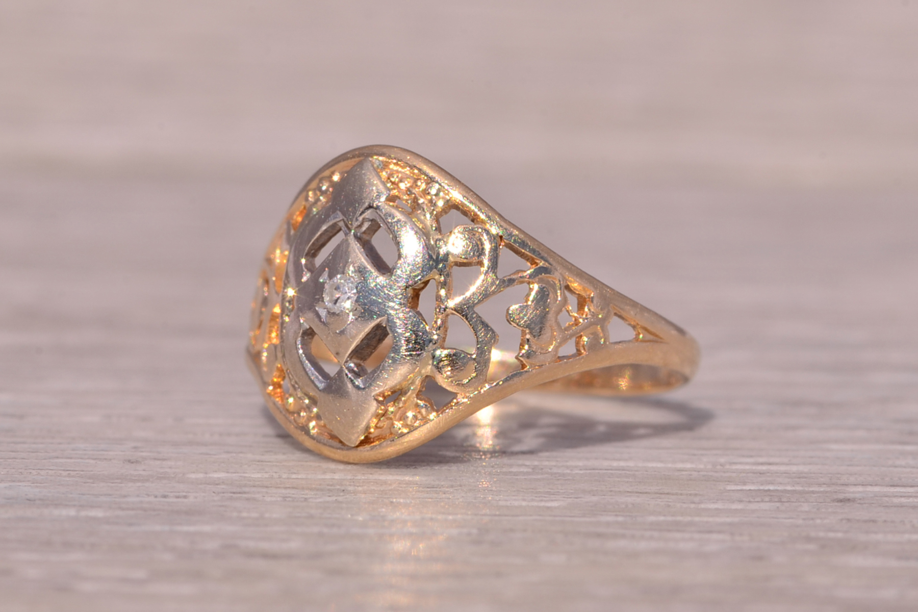 The Dual Harmony: Two-Tone Filigree Ring with Diamond - Image 2