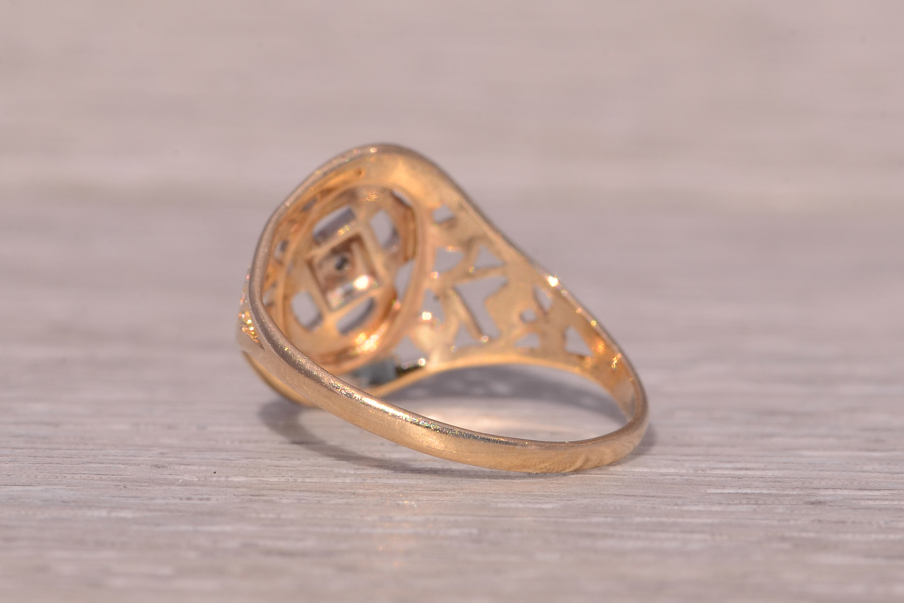 The Dual Harmony: Two-Tone Filigree Ring with Diamond - Image 3
