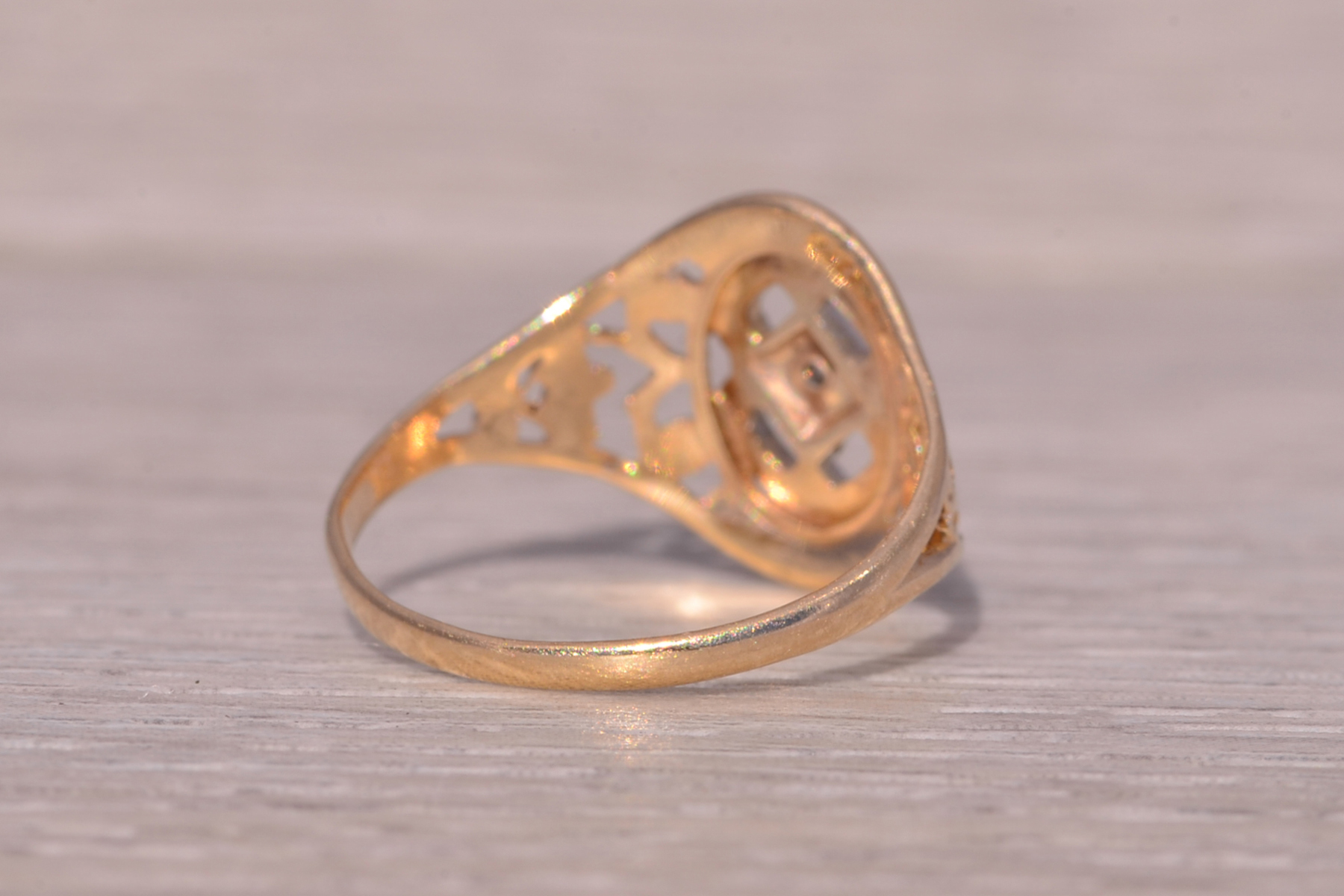 The Dual Harmony: Two-Tone Filigree Ring with Diamond - Image 4