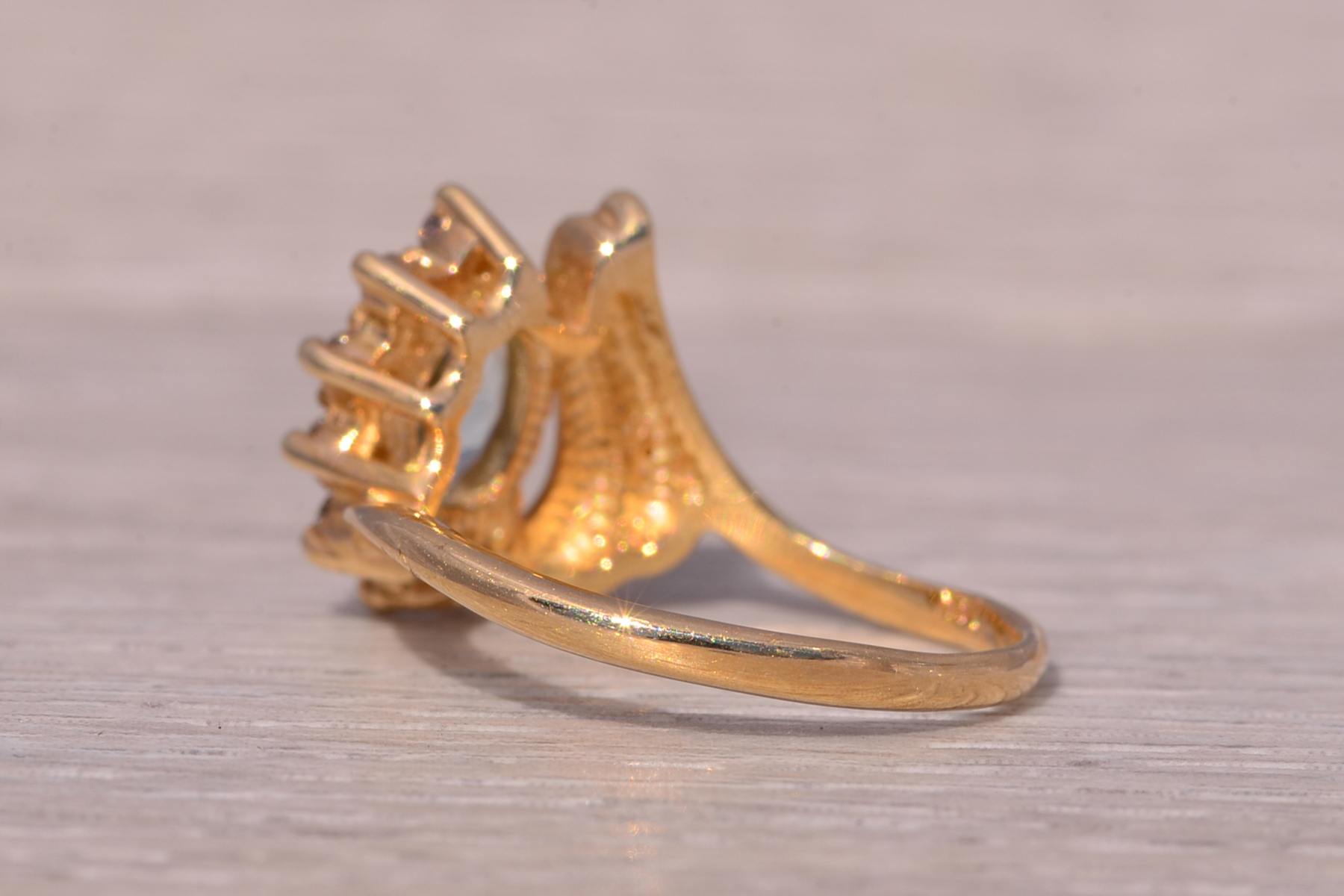 The Aquamarine Radiance: Aquamarine and Diamond Ring in 14 Karat Gold - Image 4