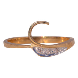 The Modern Curve: Natural Diamond Ring in Yellow Gold