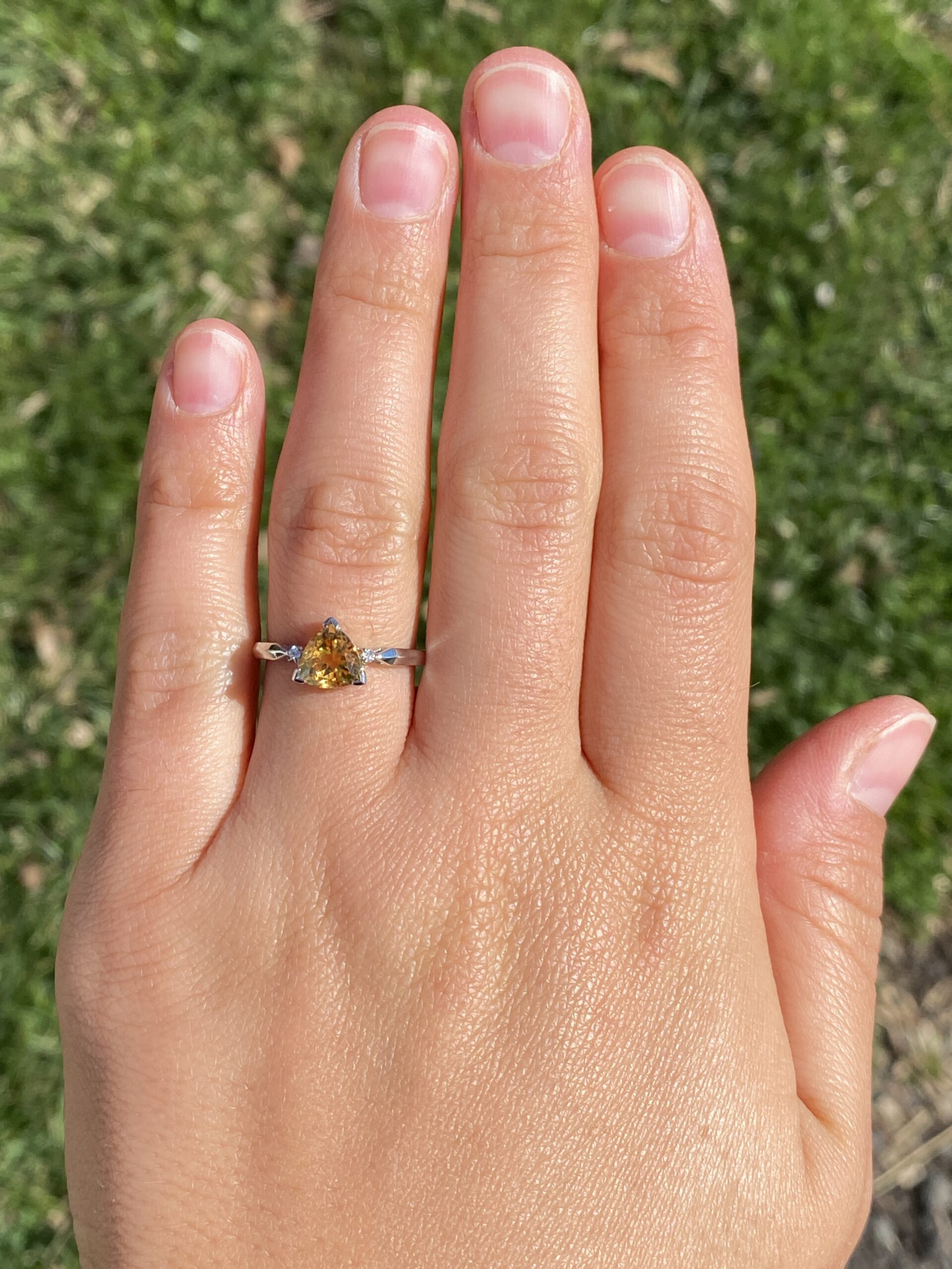 The Golden Radiance: Citrine and Diamond Ring in White Gold - Image 8