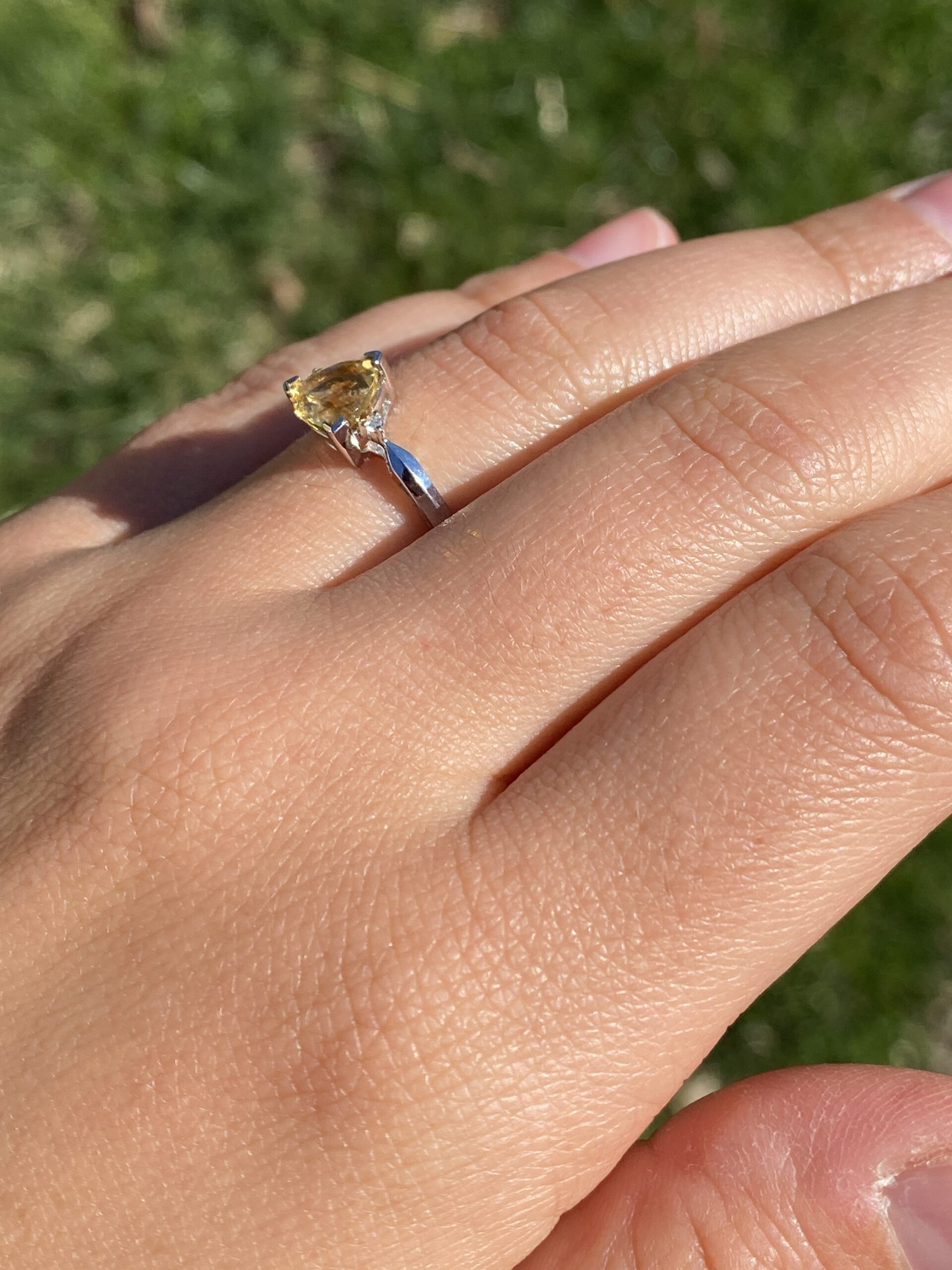 The Golden Radiance: Citrine and Diamond Ring in White Gold - Image 9