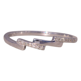 The Modern Lightening: Diamond Ring in White Gold