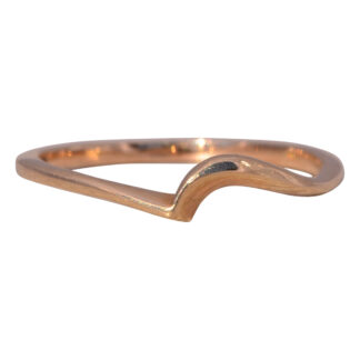 The Elegant Wave: Yellow Gold Wave Ring