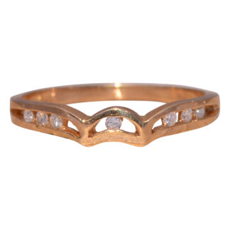 The Crescent Elegance: Diamond Band in Yellow Gold