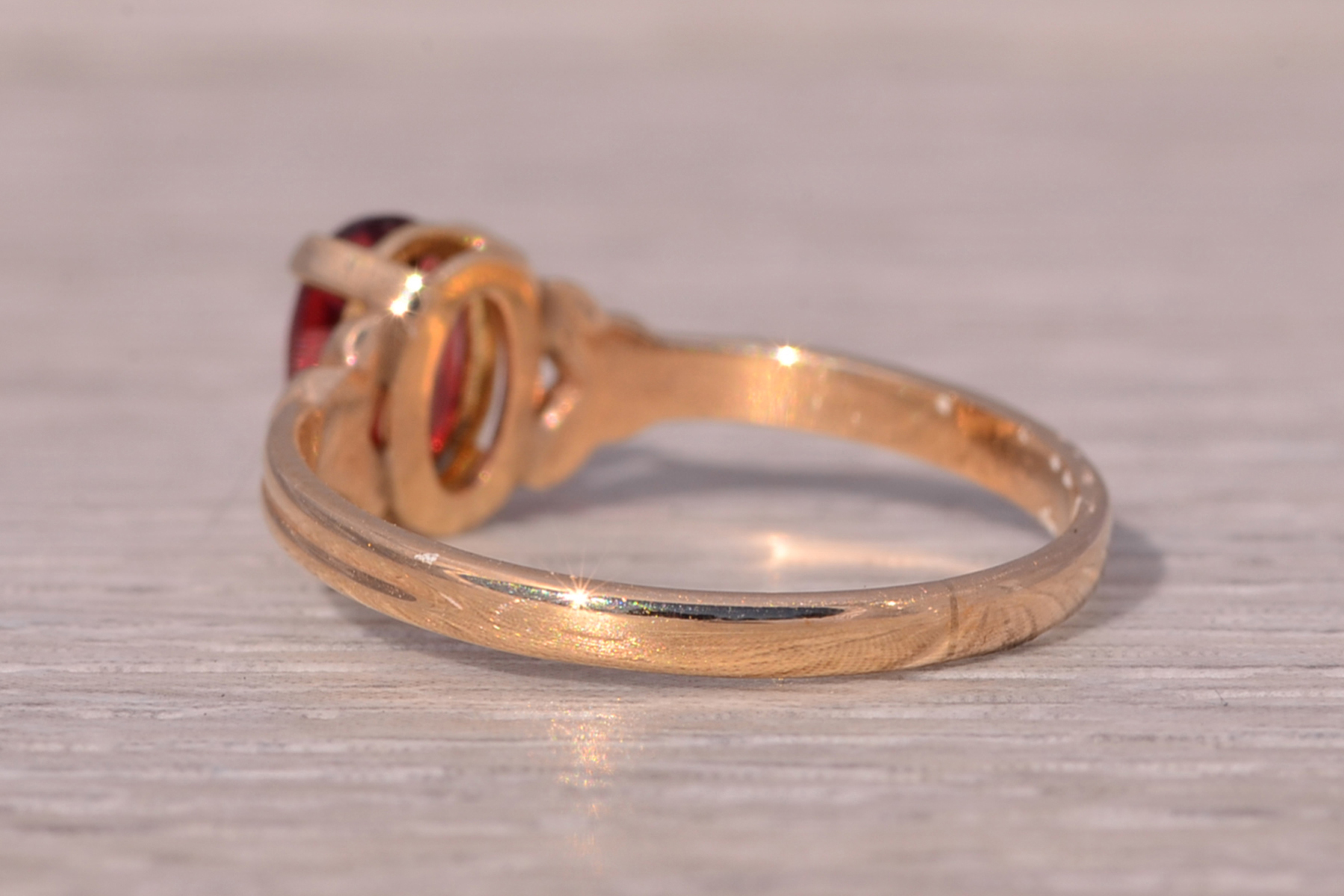 SOLD - The Scarlet Elegance: Garnet Ring in Yellow Gold - Image 4