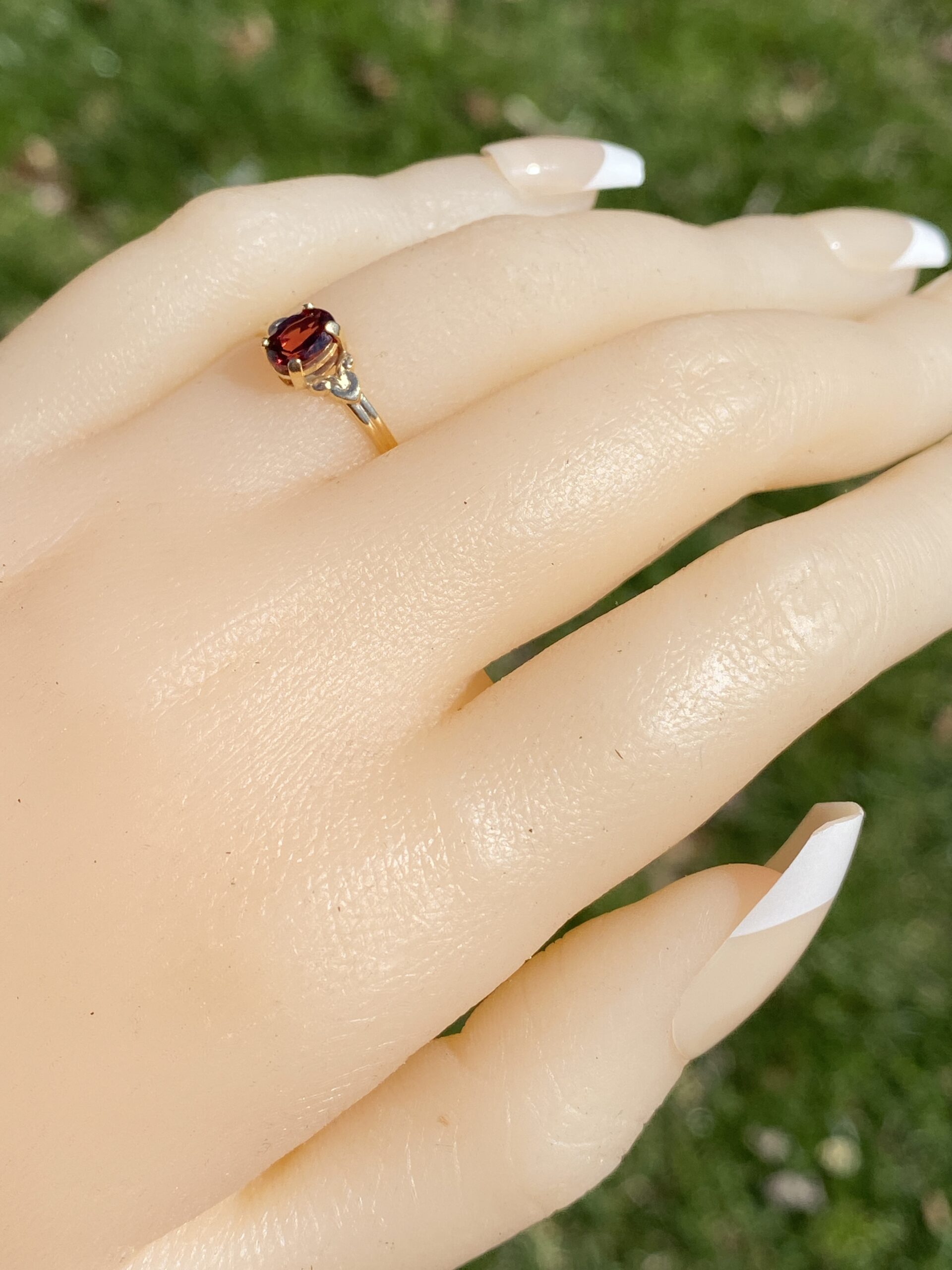 SOLD - The Scarlet Elegance: Garnet Ring in Yellow Gold - Image 9