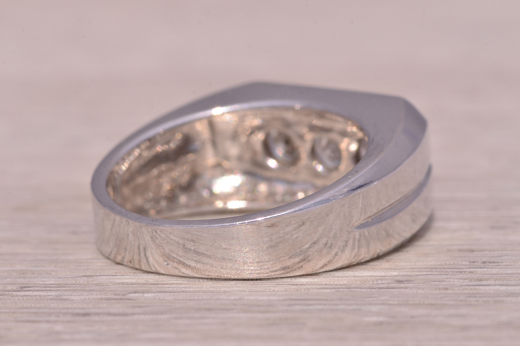 The Classic Trio: Natural Diamond Ring in White Gold - Image 5