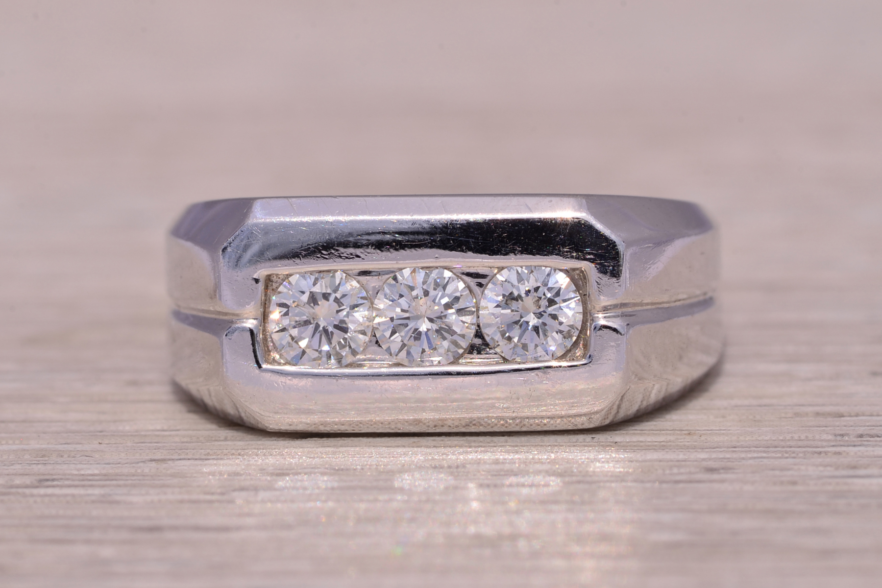 The Classic Trio: Natural Diamond Ring in White Gold - Image 7