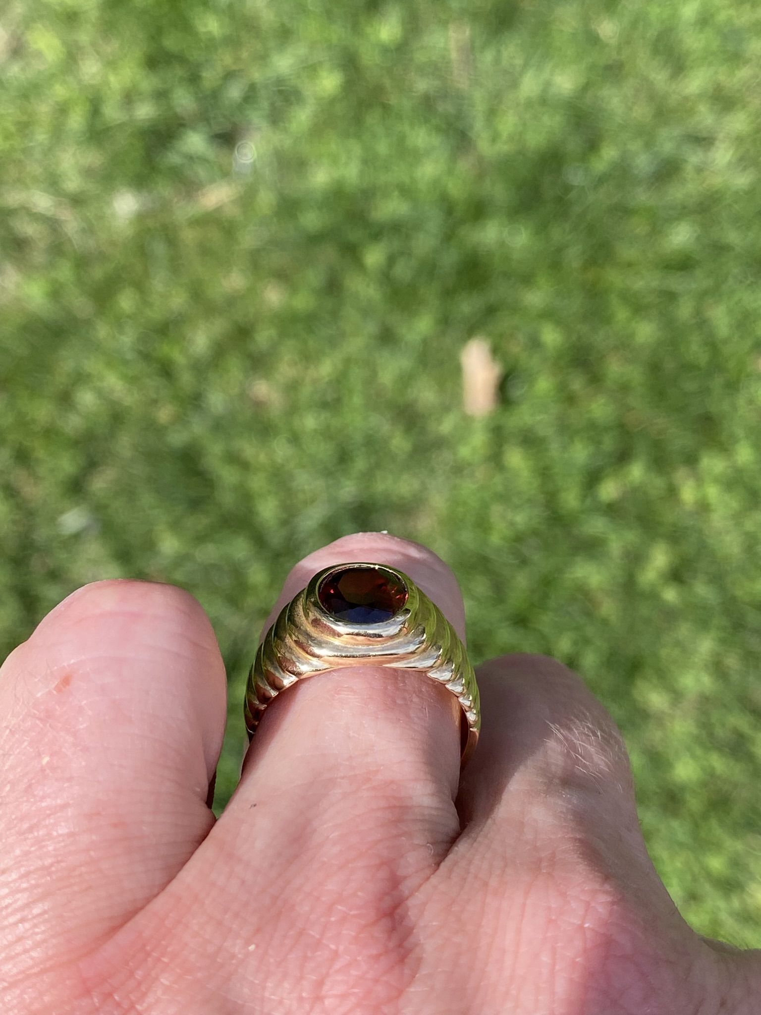 The Claret: Gentleman's Bezel Set Garnet Ring in Yellow Gold - Image 9
