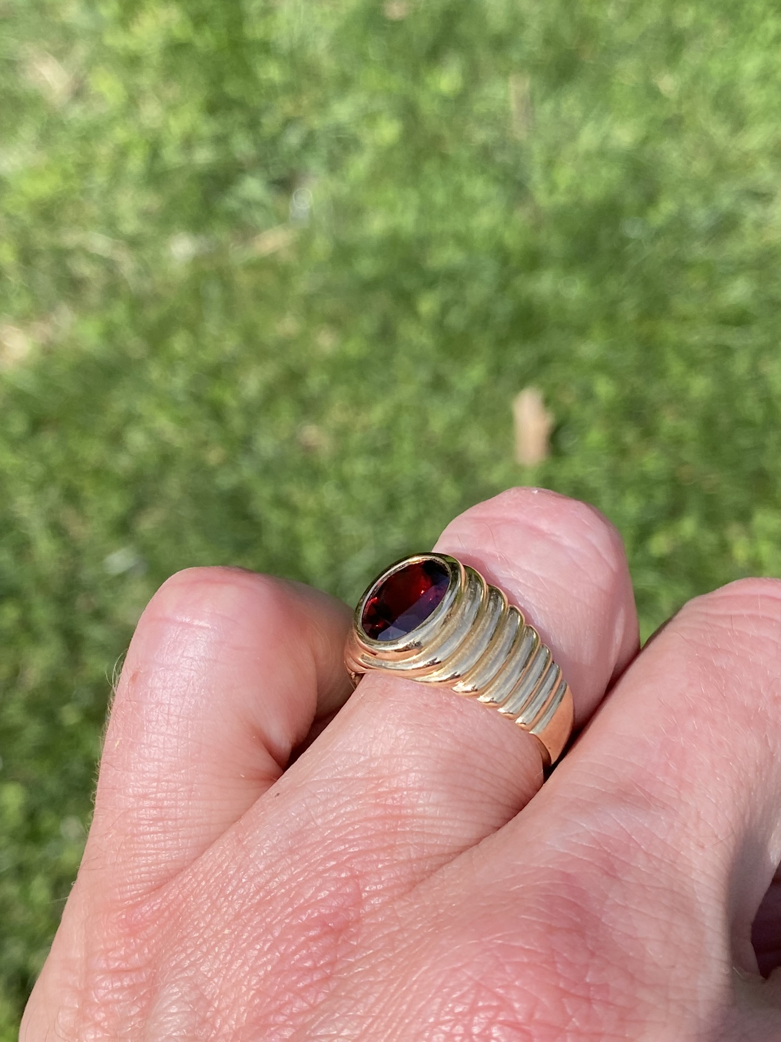 The Claret: Gentleman's Bezel Set Garnet Ring in Yellow Gold - Image 10