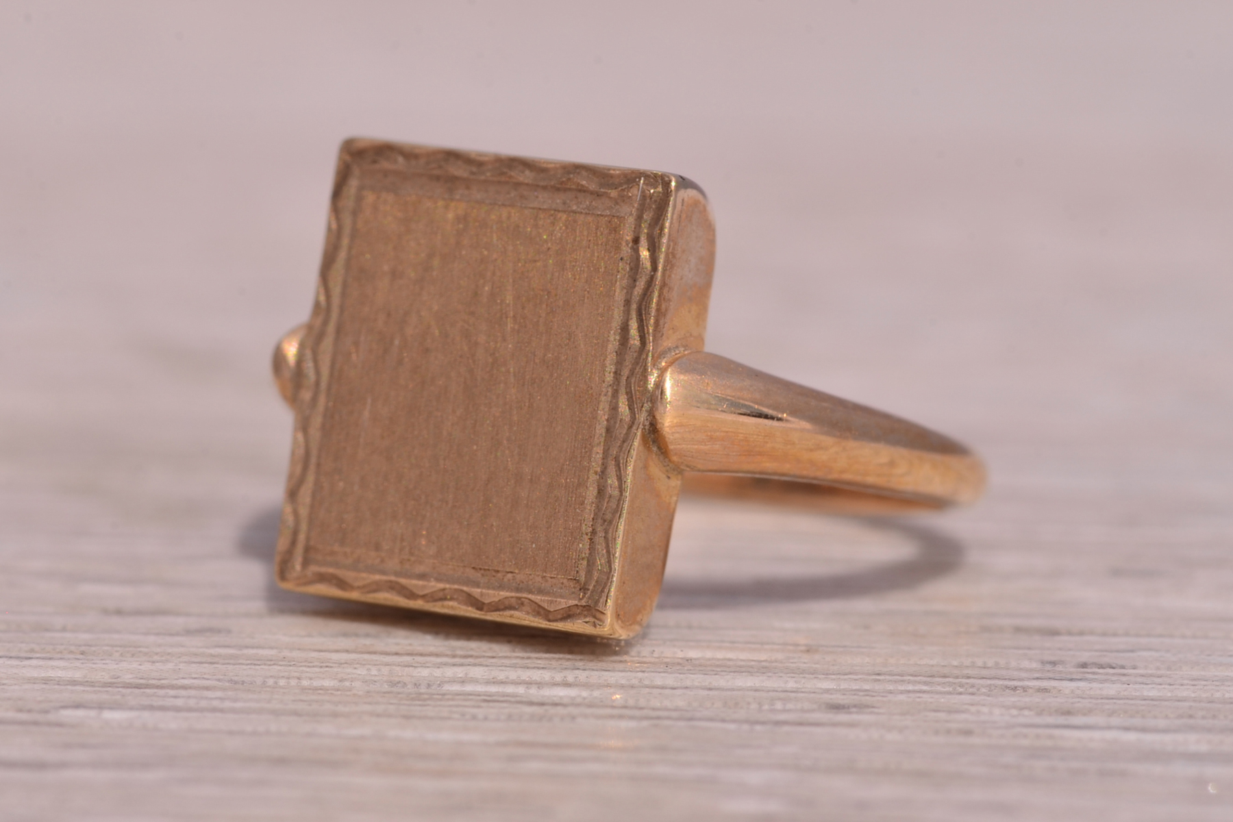 SOLD - The Knew: Vintage Yellow Gold Rectangular Signet Ring - Image 3