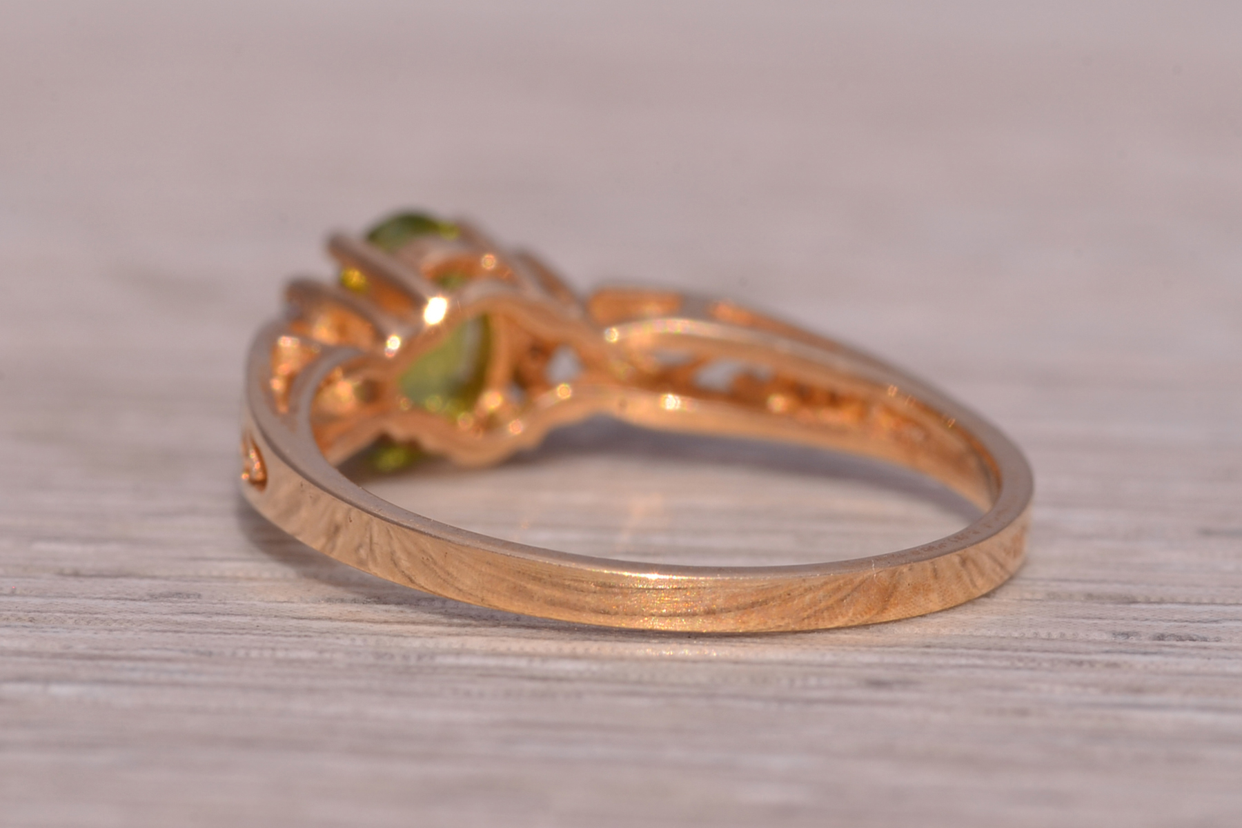 The Elara: Natural Peridot and Diamond Ring in 14K Yellow Gold - Image 4