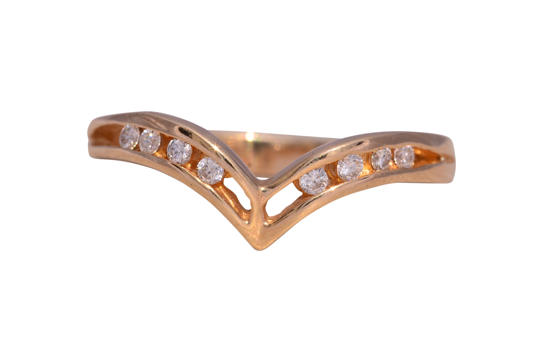 The Elegant Contour: Natural Diamond Ring in Yellow Gold