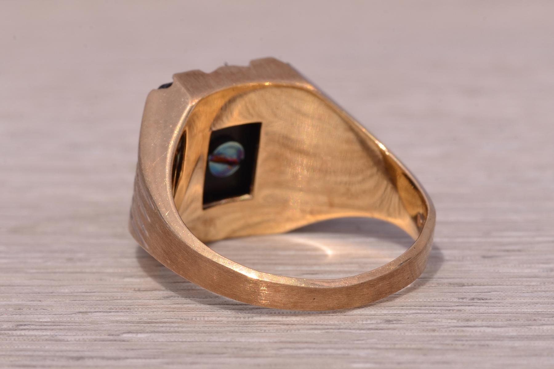 The Dati: Vintage Gentleman's Onyx and Carved D Initial Cocktail Ring in Yellow Gold - Image 4