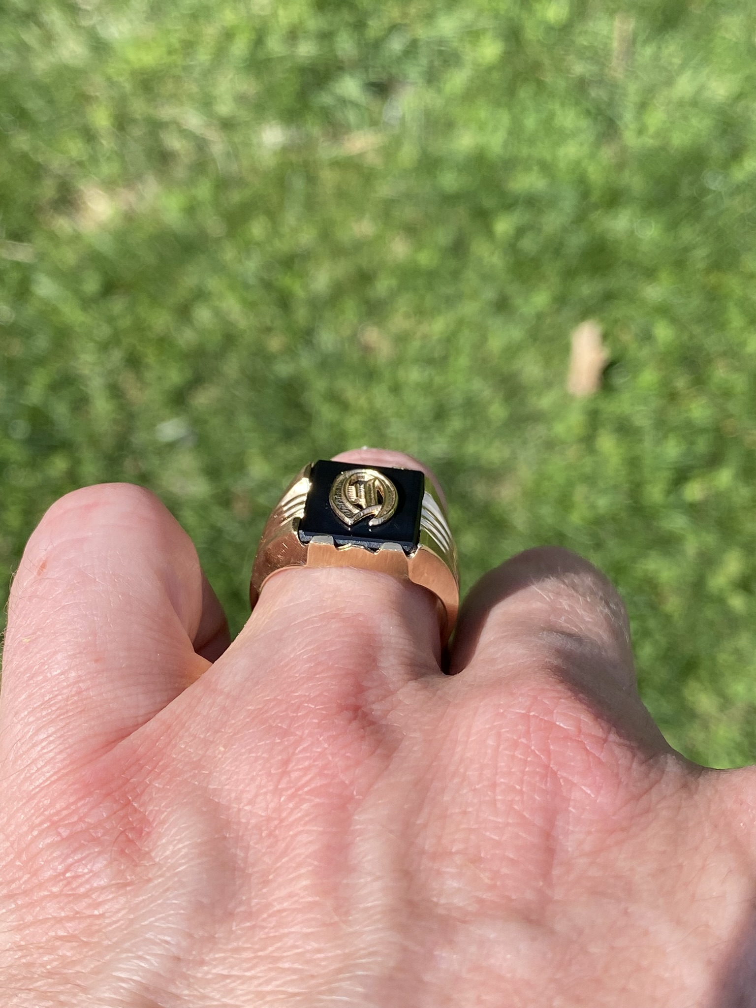 The Dati: Vintage Gentleman's Onyx and Carved D Initial Cocktail Ring in Yellow Gold - Image 9