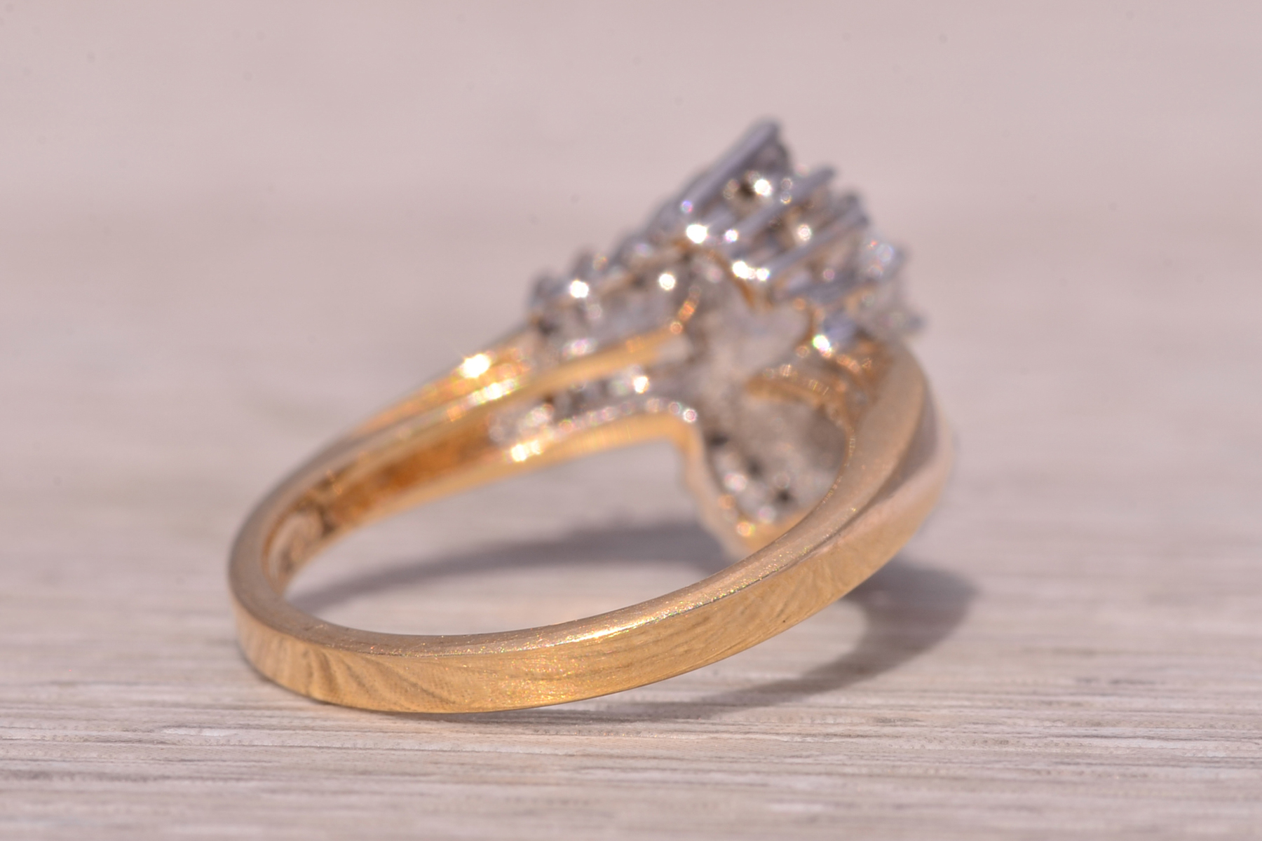 SOLD - The Magicglo Vintage: Magicglo Signed Natural Diamond Ring in Yellow Gold - Image 5