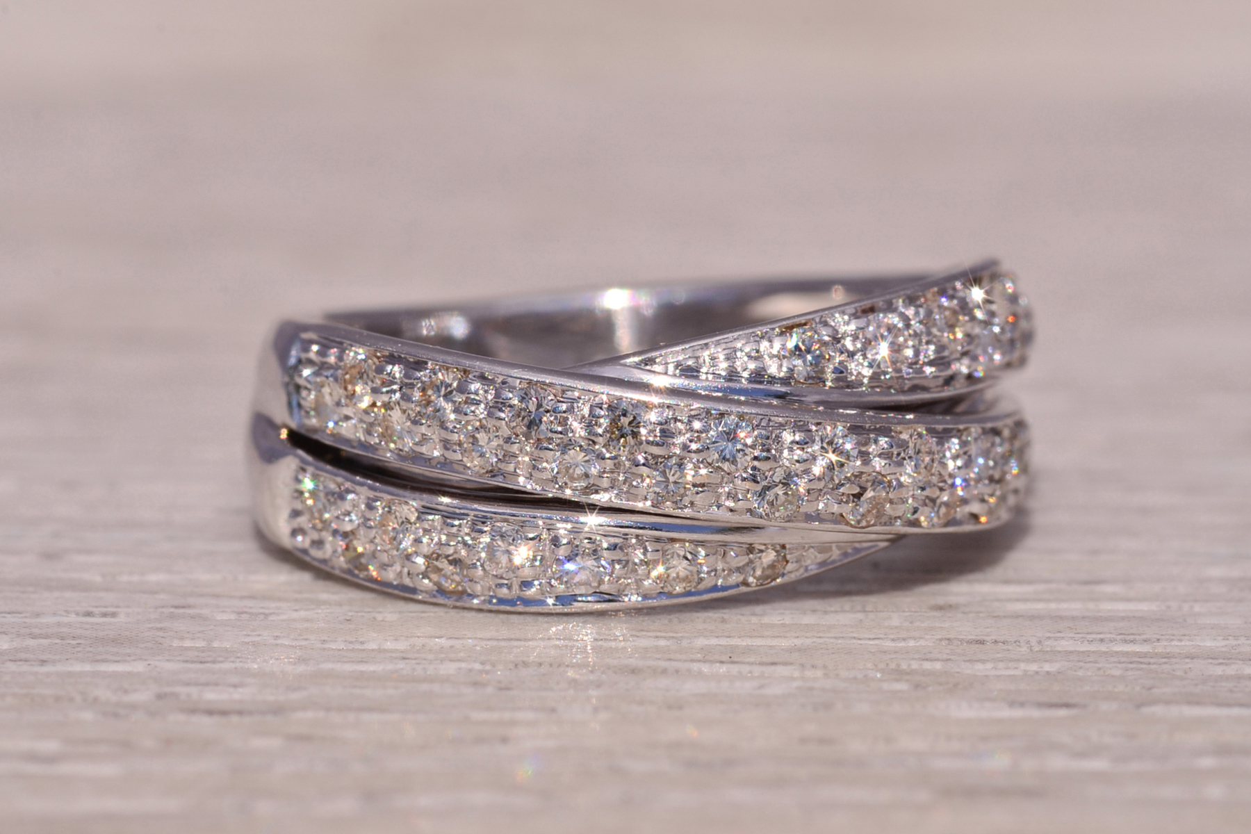 The Milano Twist: Italian Diamond Crossover Ring in White Gold - Image 6