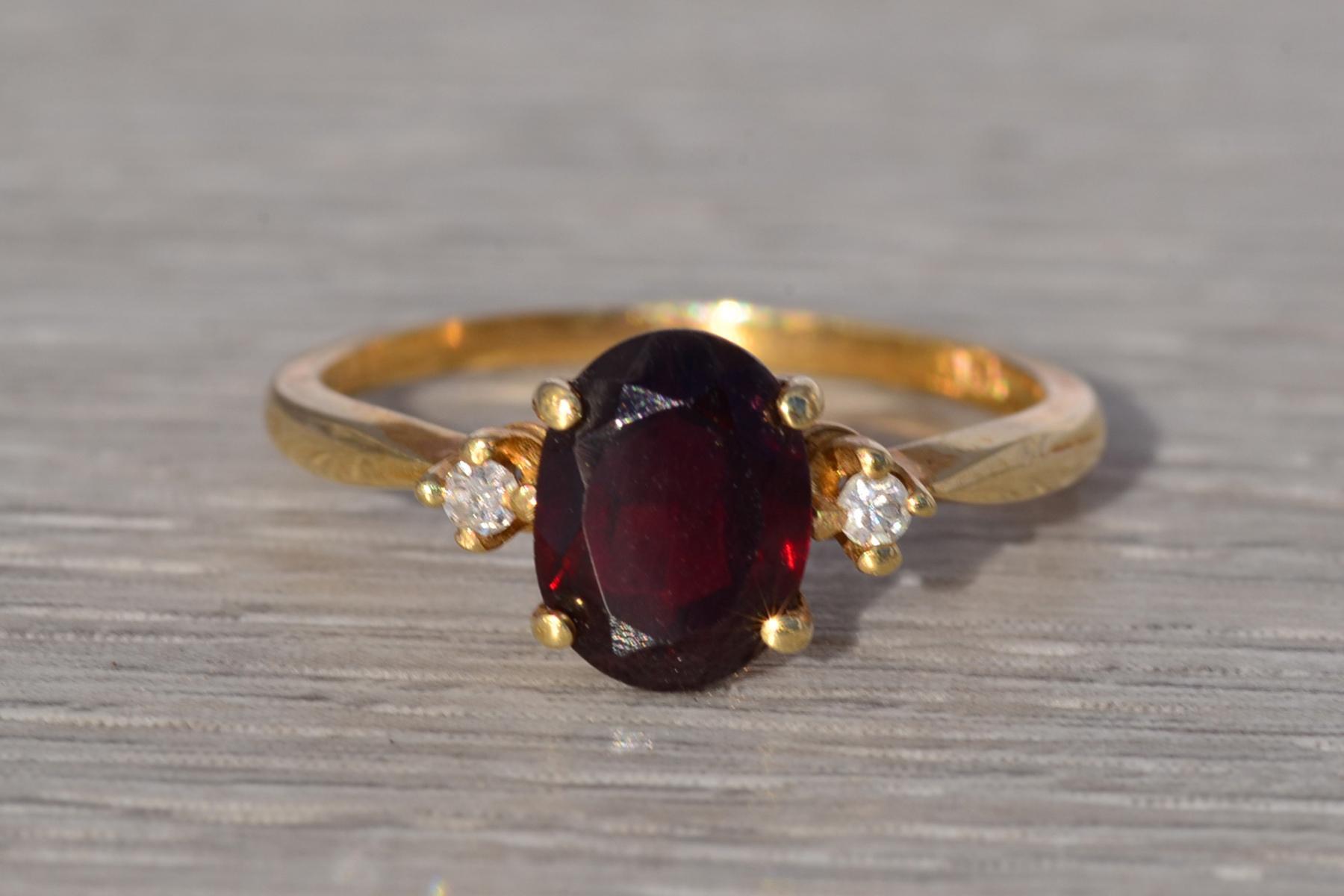 The Crimson Ember: Vintage Garnet & Diamond Ring in 14k Yellow Gold - Image 7
