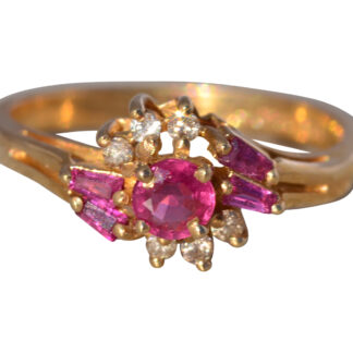 The Rosette Burst: Ruby and Diamond Ring in Yellow Gold