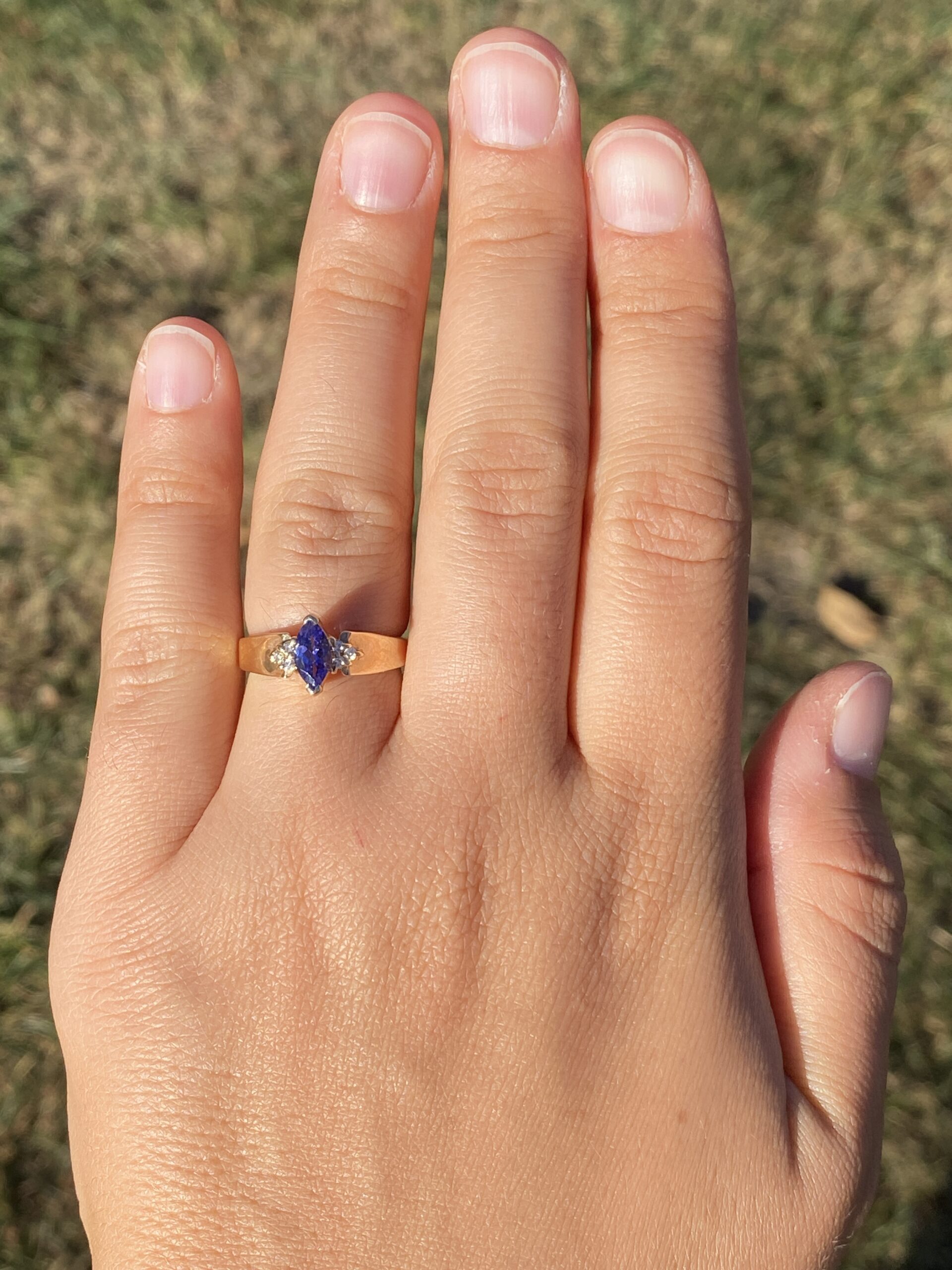 The Twilight: Tanzanite and Diamond Ring in Yellow Gold - Image 8